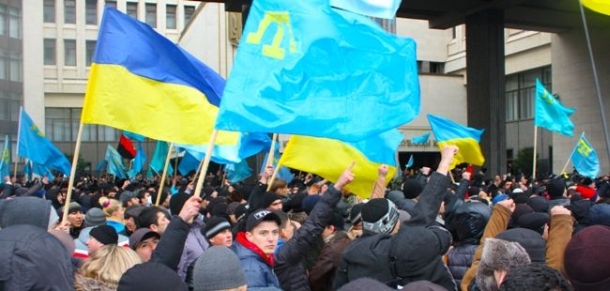 В Крыму украинский флаг объявлен проявлением экстремизма