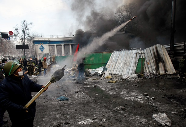 The fifth day of confrontation on Grushevsky. Photo-video reports on January 23 Пятый день противостояния на Грушевского. Фото-видерепортажи 23 января