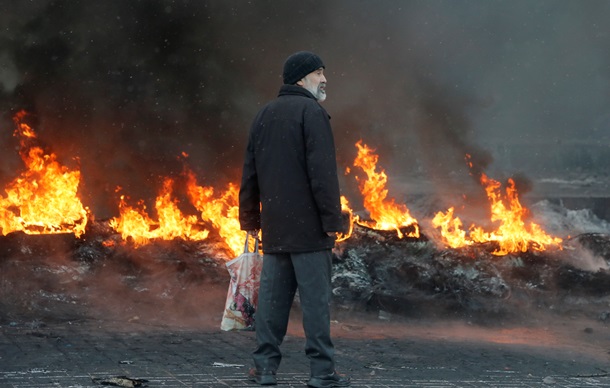 The fifth day of confrontation on Grushevsky. Photo-video reports on January 23 Пятый день противостояния на Грушевского. Фото-видерепортажи 23 января