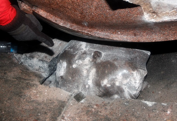 How the monument to Lenin was demolished in Kiev Как сносили памятник Ленину в Киеве