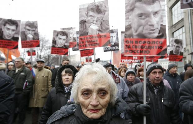 В марше памяти Бориса Немцова в Москве приняли участие более 50 тысяч человек. ФОТОрепортаж