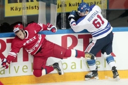 The Russian hockey team went to a match against Finland in the form of the USSR ... and lost with a score of 3: 0. PHOTO reportage