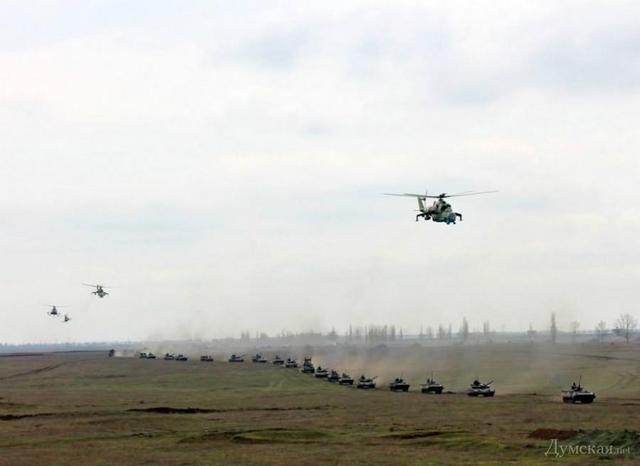 В Николаевской области прошли самые масштабные военные учения за десять лет