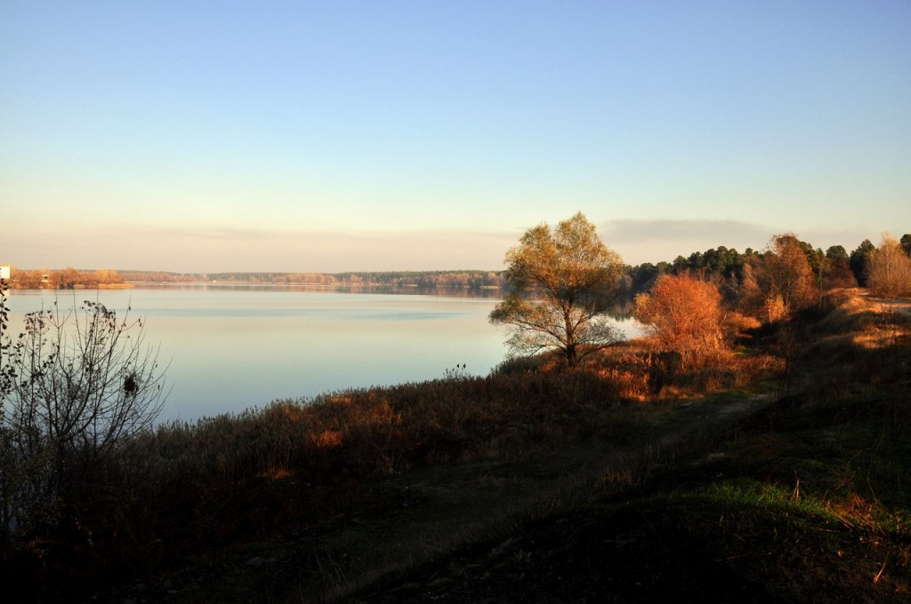 Lake Almaznoe - Places in Kiev where there is good fishing Озеро Алмазное - Топ мест для хорошей рыбалки в Киеве