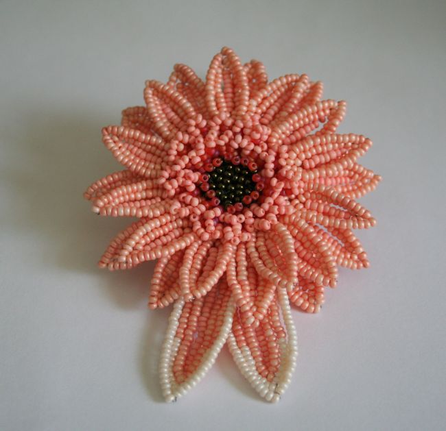 Flowers from beads