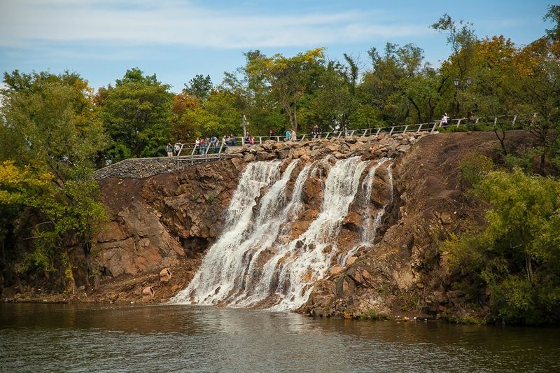 Waterfall Roaring Threshold - All Waterfalls of Ukraine: 40+ Beautiful Waterfalls of Ukraine (photo) Водопад Порог ревущий - ТОП водопадов Украины