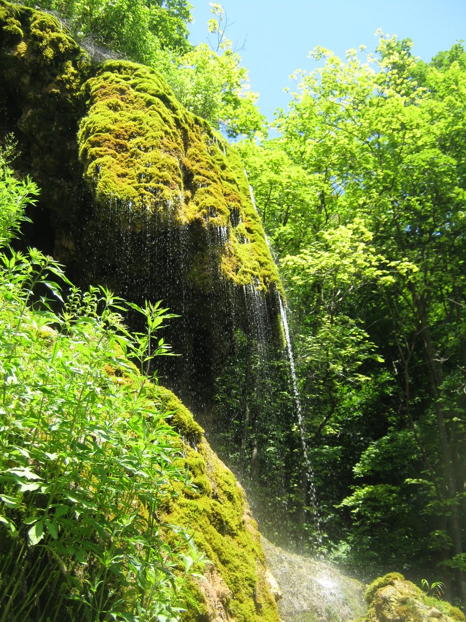 Waterfalls Girl's Tears - All Waterfalls of Ukraine: 40+ Beautiful Waterfalls of Ukraine (photo) Водопад Девичьи слезы - ТОП водопадов Украины