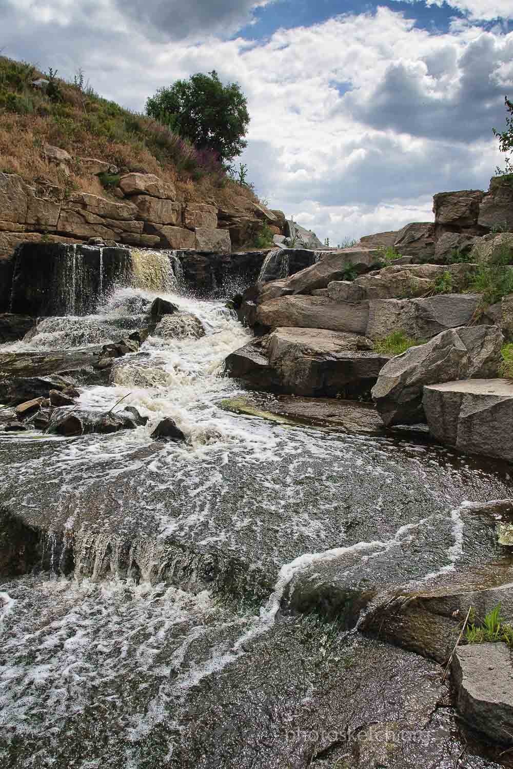 Waterfall on Mokroy Moskovka - All waterfalls of Ukraine: 40+ beautiful waterfalls of Ukraine (photo) Водопад на Мокрой Московке - ТОП водопадов Украины