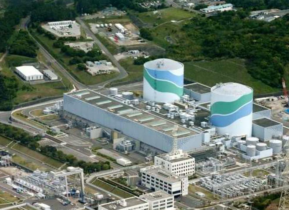 August 9, 2004. Japan, Honshu, Fukui Prefecture, Mihama NPP 9 августа 2004 года. Япония, о.Хонсю, префектура Фукуи, АЭС «Михама»
