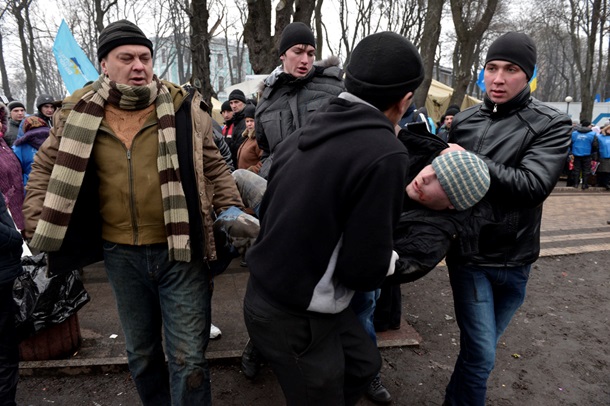 All for the sake of the budget. PhotoReporting from the rally of supporters of the Party of Regions under the Rada Все ради бюджета. ФотоРепортаж с митинга сторонников Партии регионов под Радой