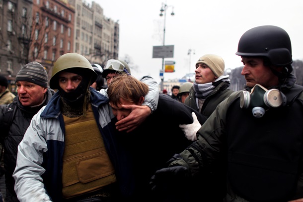 Реакция на появление на улицах Киева депутата-регионала и сторонника ПР