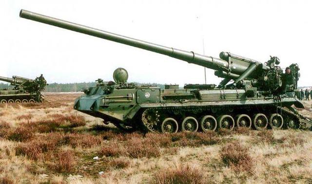 The foreign defense company restores the SAU Pion - the most powerful self-propelled gun of the end of the Soviet era. A PHOTO инобороны восстанавливает САУ Пион - самую мощную самоходку конца советской эпохи. ФОТО