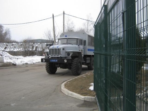 The factory Roshen in Russia is blocked by riot police