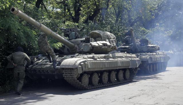 Russia airplanes and trains send terrorists tanks for war in the Donbass. PHOTO report + VIDEO Россия самолетами и поездами отправляет террористам танки для войны на Донбассе. ФОТОрепортаж+ВИДЕО