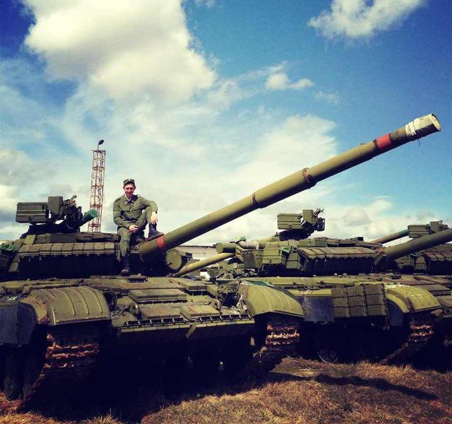 Russia airplanes and trains send terrorists tanks for war in the Donbass. PHOTO report + VIDEO Россия самолетами и поездами отправляет террористам танки для войны на Донбассе. ФОТОрепортаж+ВИДЕО