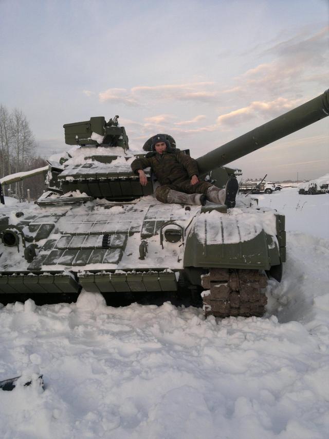 Russia airplanes and trains send terrorists tanks for war in the Donbass. PHOTO report + VIDEO Россия самолетами и поездами отправляет террористам танки для войны на Донбассе. ФОТОрепортаж+ВИДЕО
