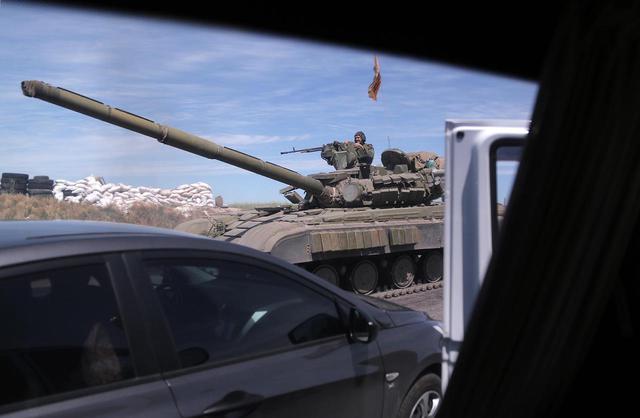Russia airplanes and trains send terrorists tanks for war in the Donbass. PHOTO report + VIDEO Россия самолетами и поездами отправляет террористам танки для войны на Донбассе. ФОТОрепортаж+ВИДЕО