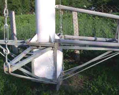 Mast base for wind turbine