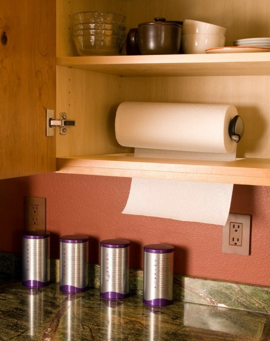 Хранение бумажных полотенец - Скрытые системы, которые помогут спрятать все лишнеев доме
