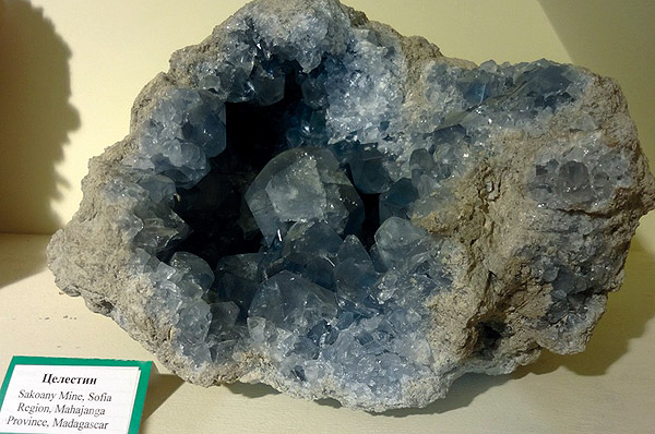 Semiprecious stones, Gems